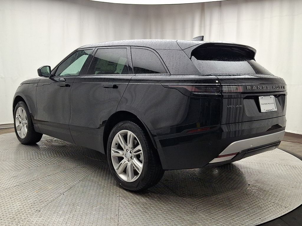 New 2026 Santorini Black Land Rover S image 4