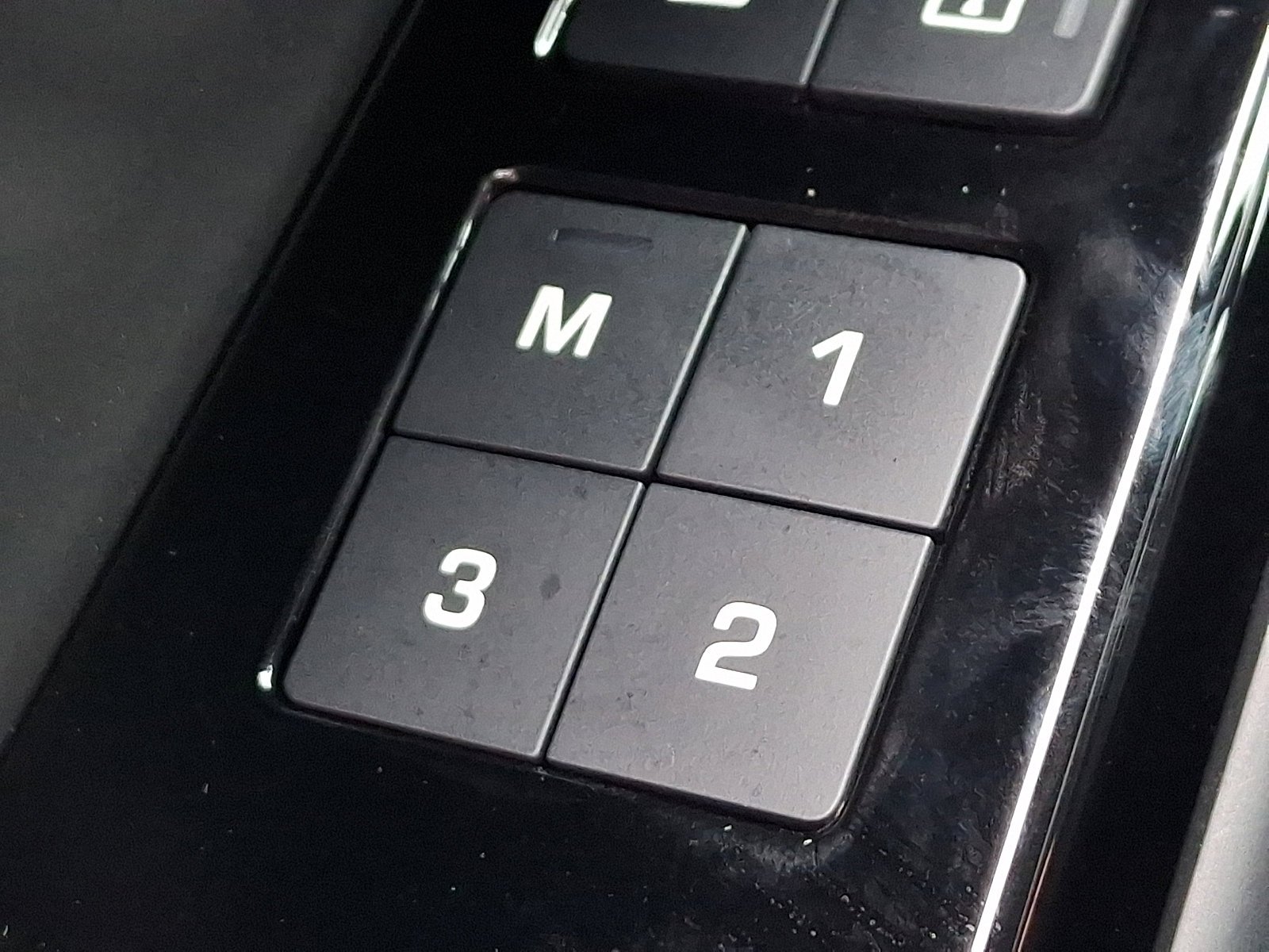 Used 2026 Black Land Rover S image 37