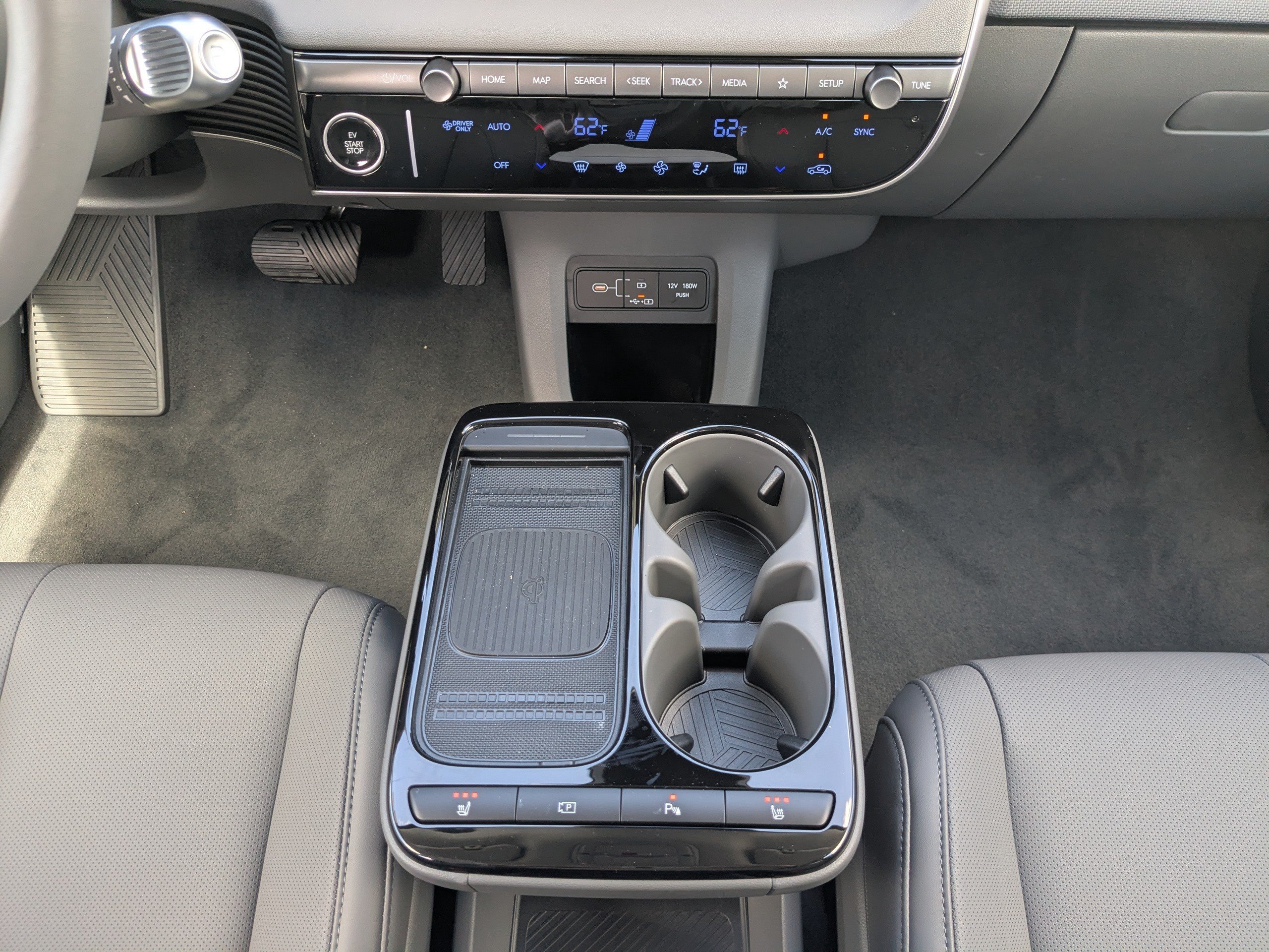 New 2027 Cyber Gray Hyundai SEL image 22
