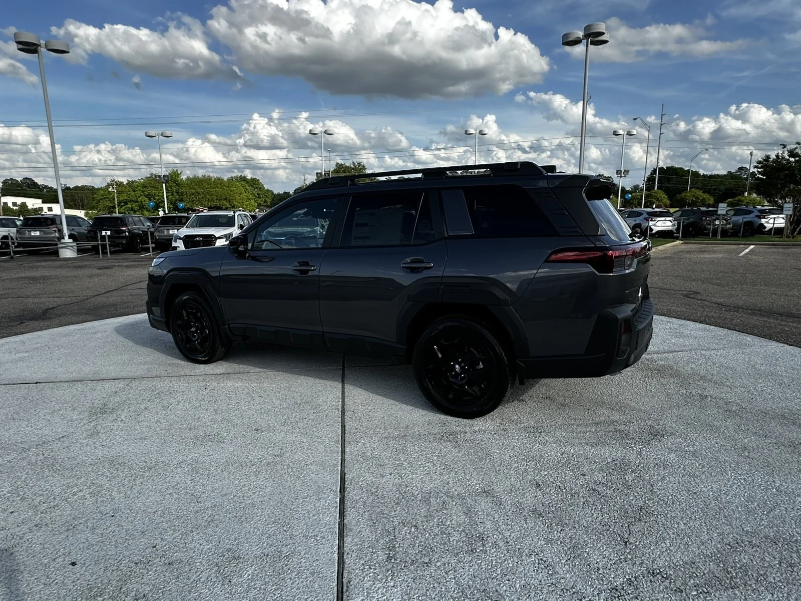 New 2026 MAGNETITE GRAY METALLIC Subaru Limited image 5