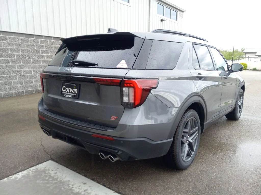 New 2026 Gray Ford ST image 3