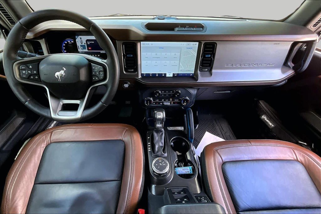 Used 2022 Black Ford Outer Banks image 16