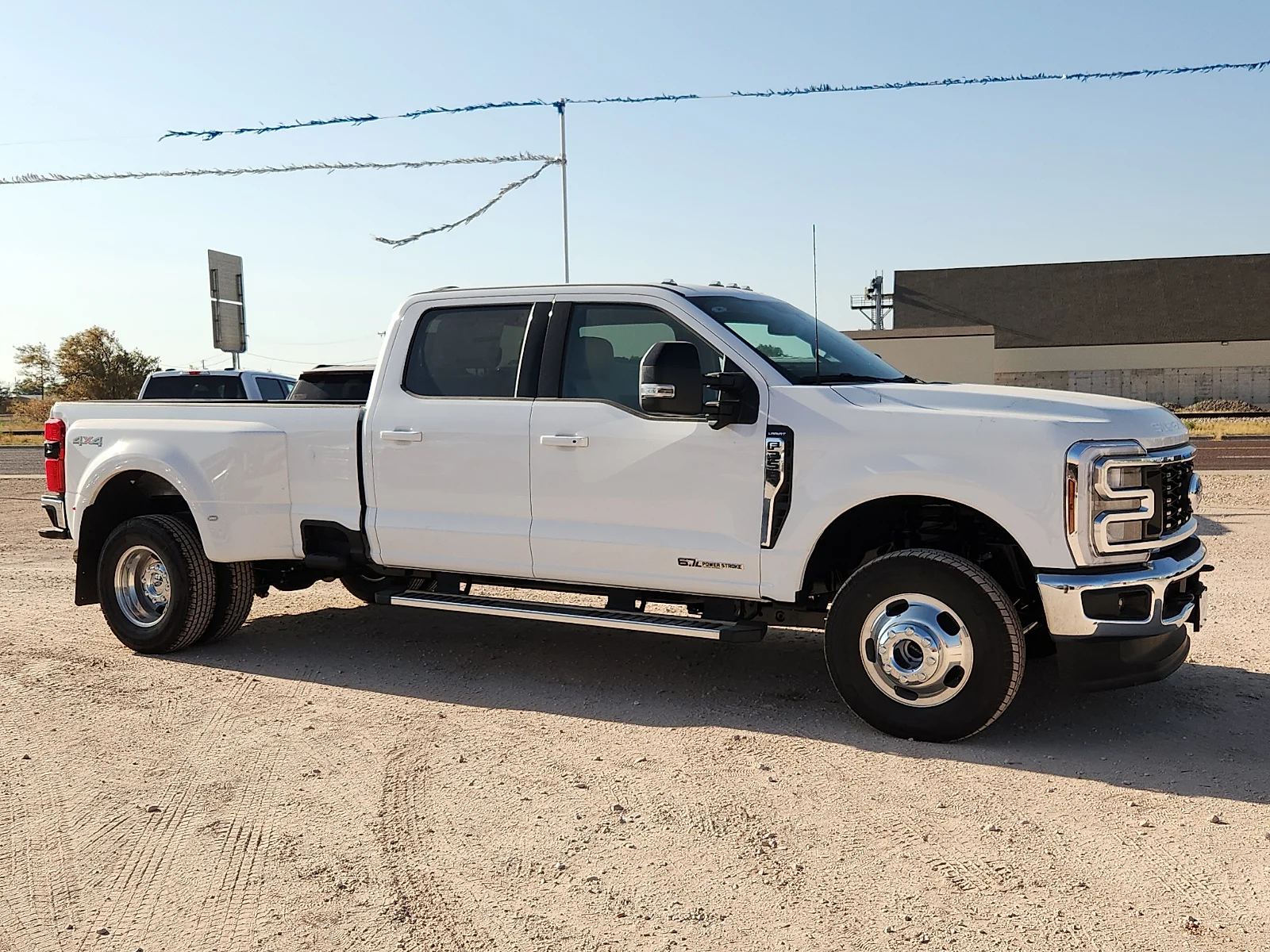 New 2026 Oxford White Ford Lariat image 8