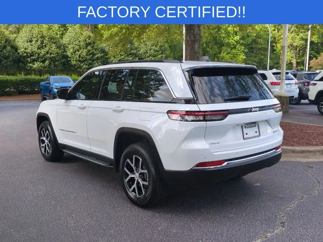 Used 2025 White Jeep Limited image 3