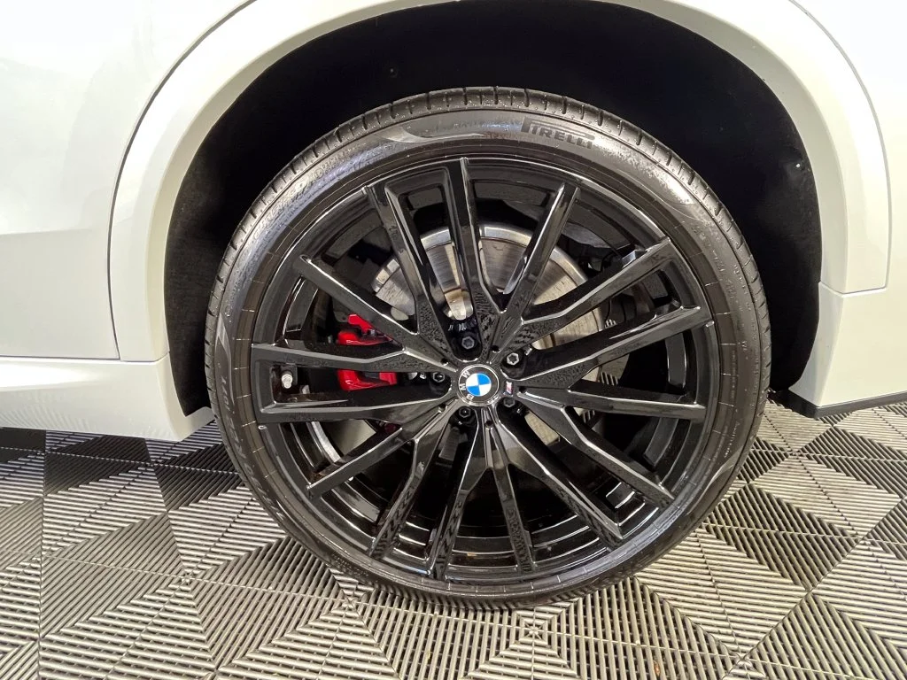 Certified Used 2025 White Metallic BMW M60i image 14