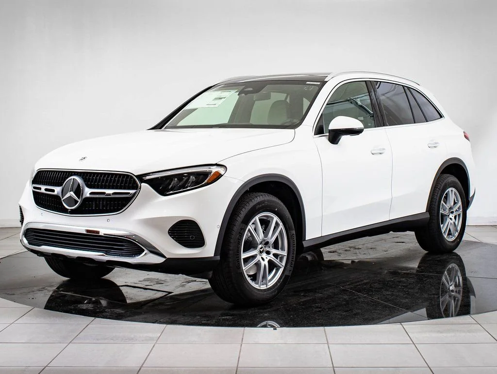 2025 Mercedes-Benz GLC GLC 300 4MATIC's photo