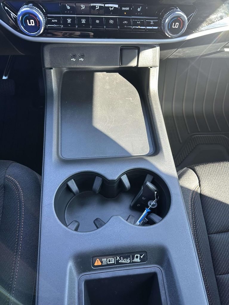 2025 Honda Prologue EX - Photo 17