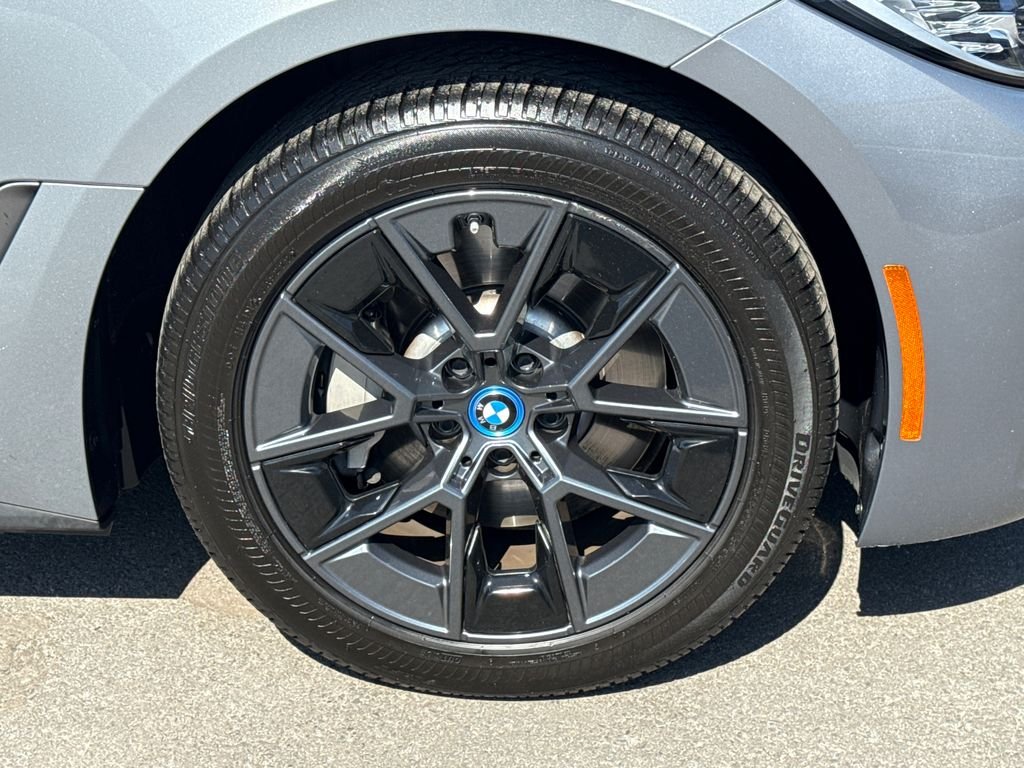Used 2023 Gray BMW eDrive35 image 7