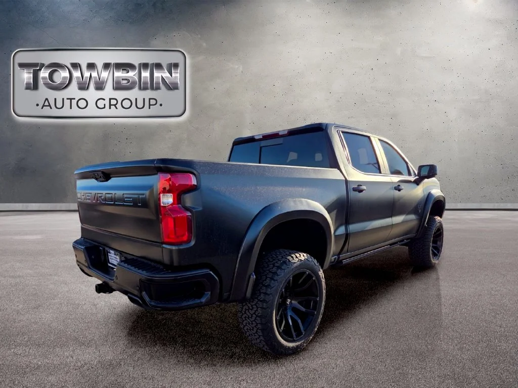 Used 2023 Black Chevrolet RST image 4