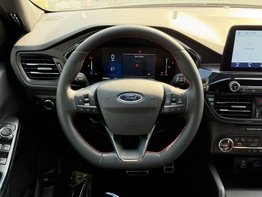 Used 2024 Gray Ford ST-Line image 28