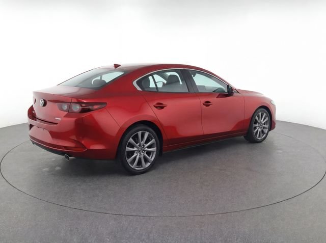 Used 2022 Red Mazda Preferred image 4