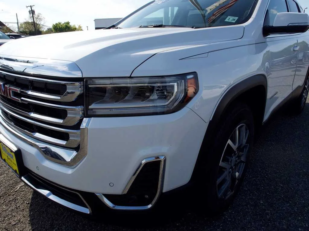 2023 GMC Acadia SLT - Photo 9