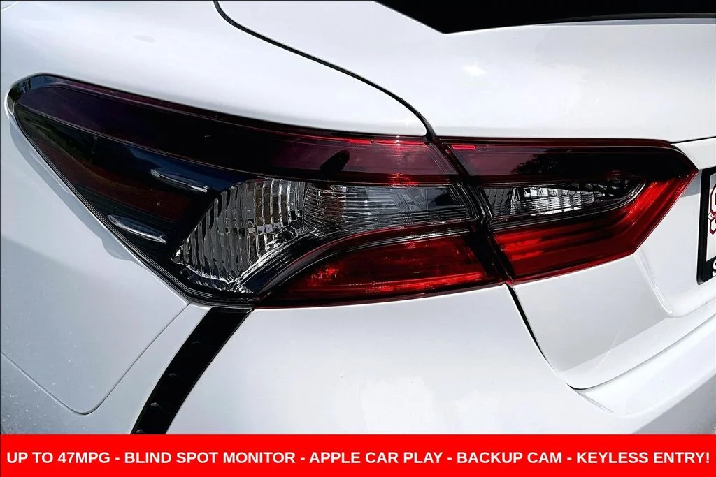 Used 2023 White Toyota SE image 22