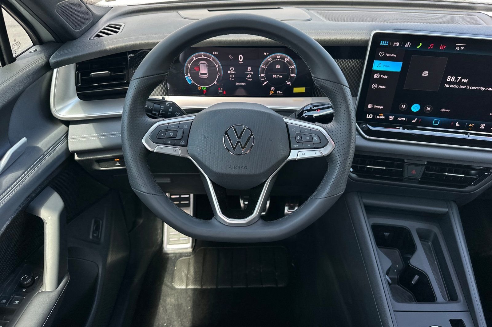 New 2026  Volkswagen 2.0T SE R-Line Black image 14