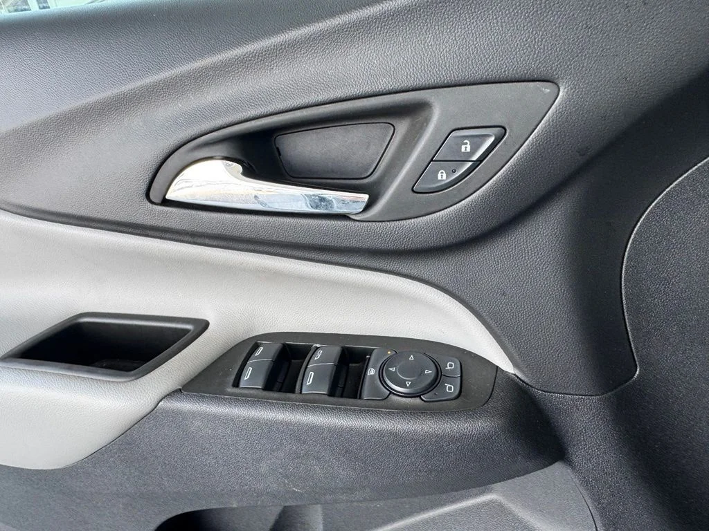 Used 2024 White Chevrolet LS image 34