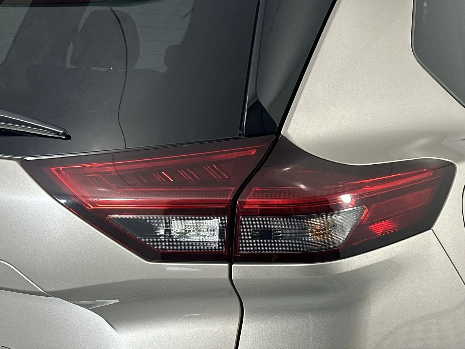 Certified Used 2021 Gold Nissan Platinum image 26