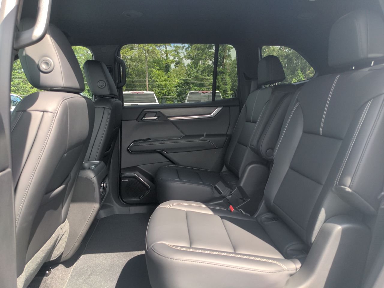 2025 GMC Acadia Elevation - Photo 25