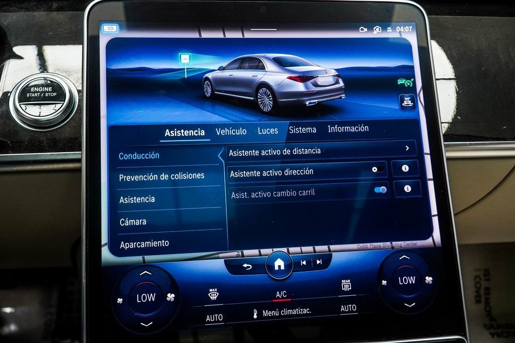 Used 2023 Gray Mercedes-Benz S 580 image 25