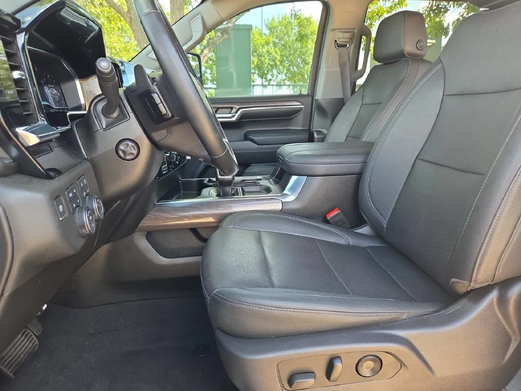 Used 2024 White Chevrolet LTZ image 12