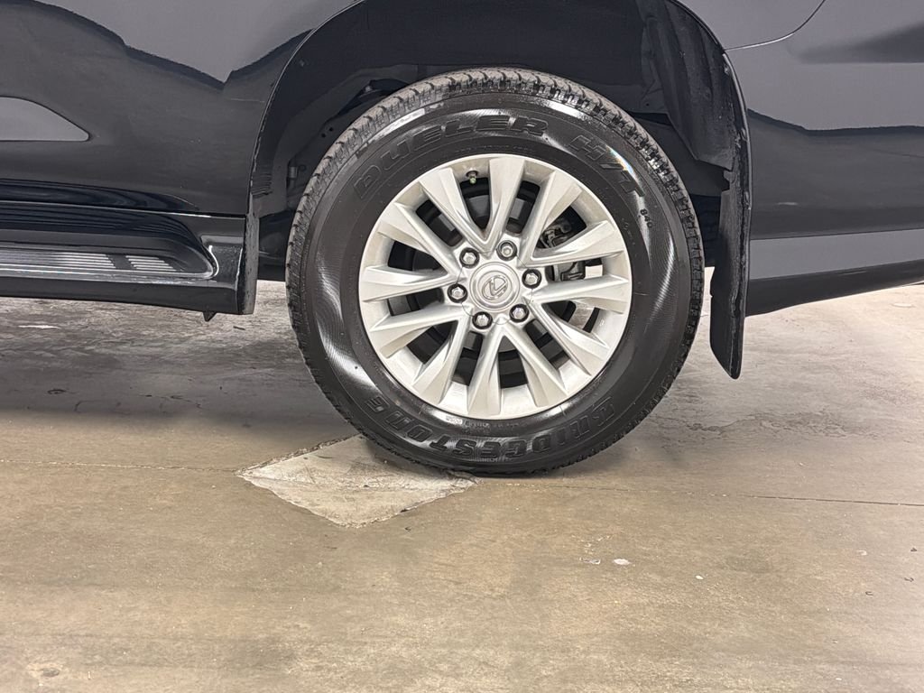 Used 2021 Black Lexus 460 image 14