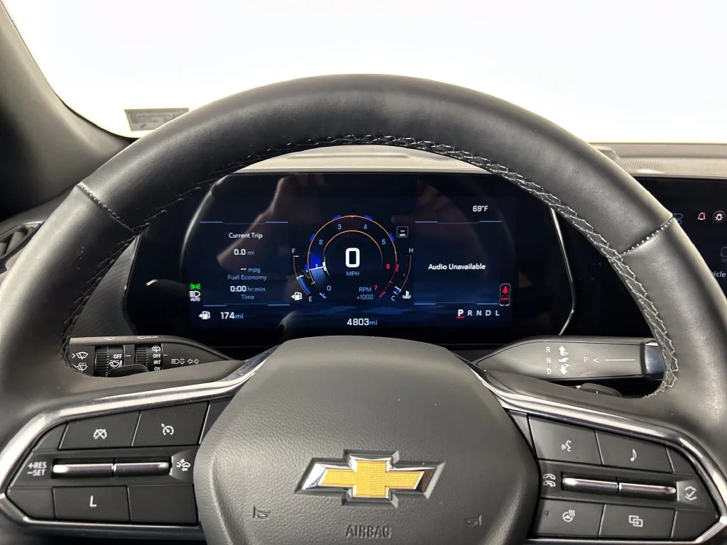 Used 2025 Blue Chevrolet LT image 13