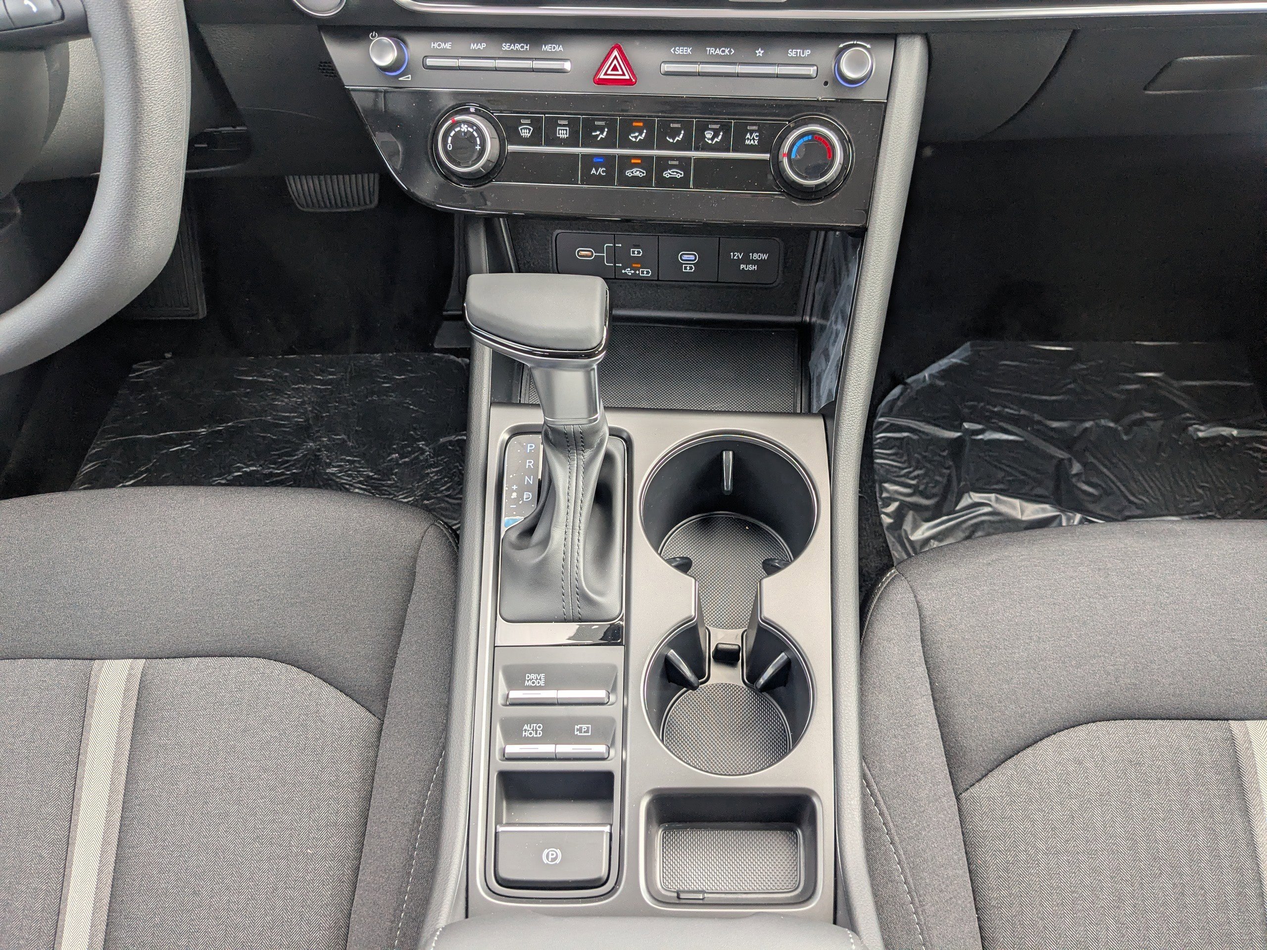 New 2026 Serenity White Hyundai SE image 20