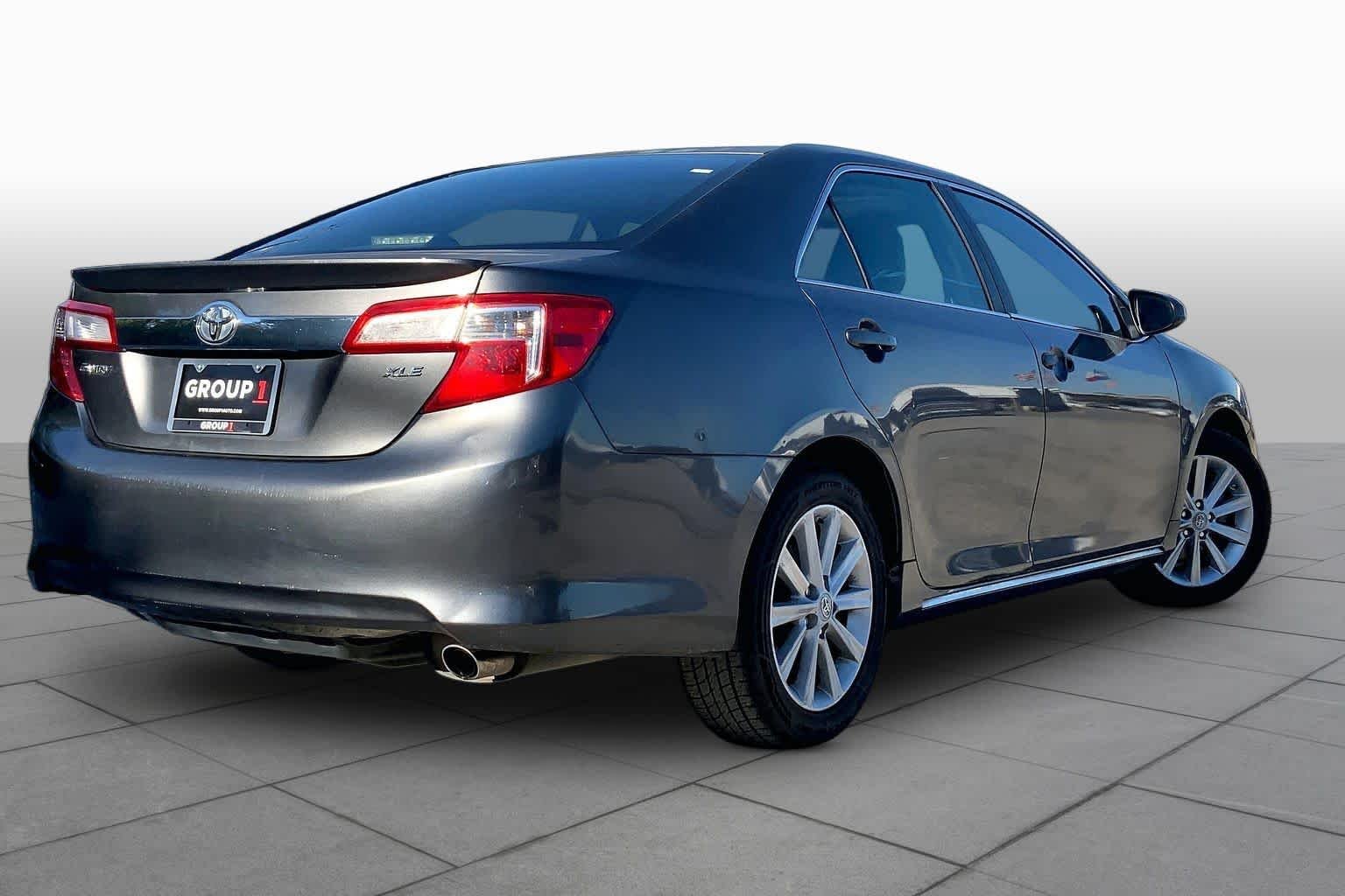 Used 2012 Magnetic Gray Metallic Toyota XLE image 12