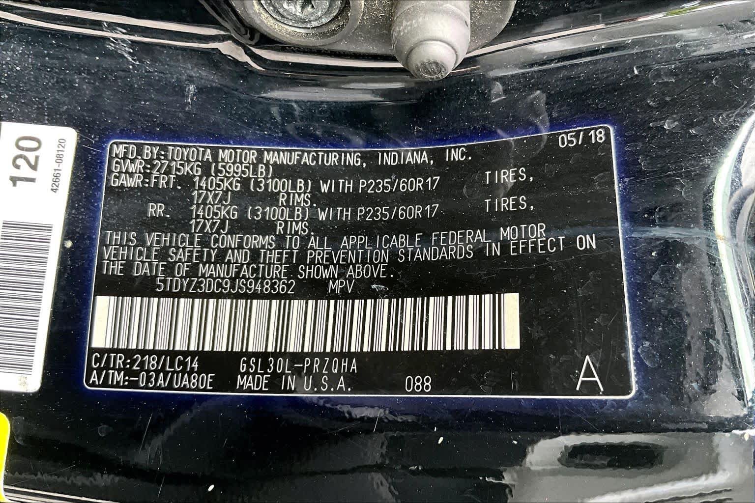 Used 2018 Midnight Black Metallic Toyota XLE image 34