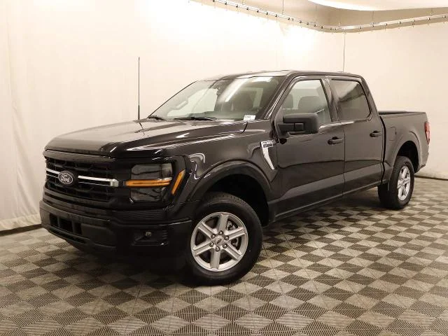 New 2026 Agate Black Metallic Ford XLT image 26