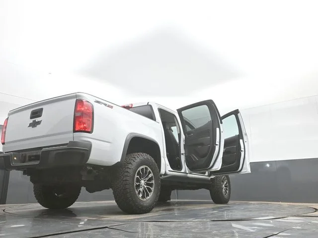 Used 2018 White Chevrolet ZR2 image 51