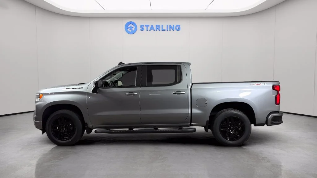 Used 2023 STERLING GRAY METALLIC Chevrolet RST image 3