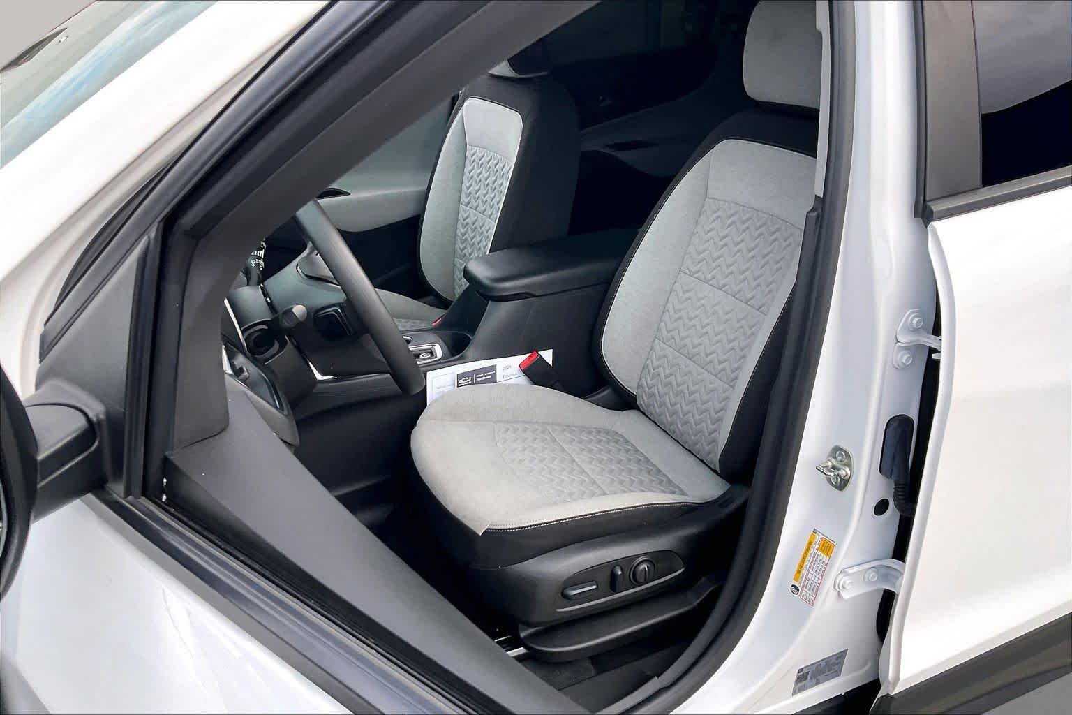 Used 2024 Summit White Chevrolet LS image 9