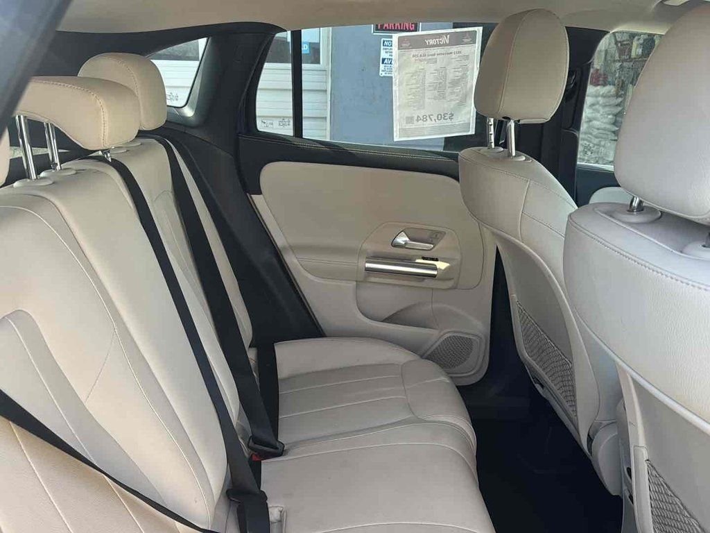 Used 2022 Blue Mercedes-Benz GLA 250 image 23
