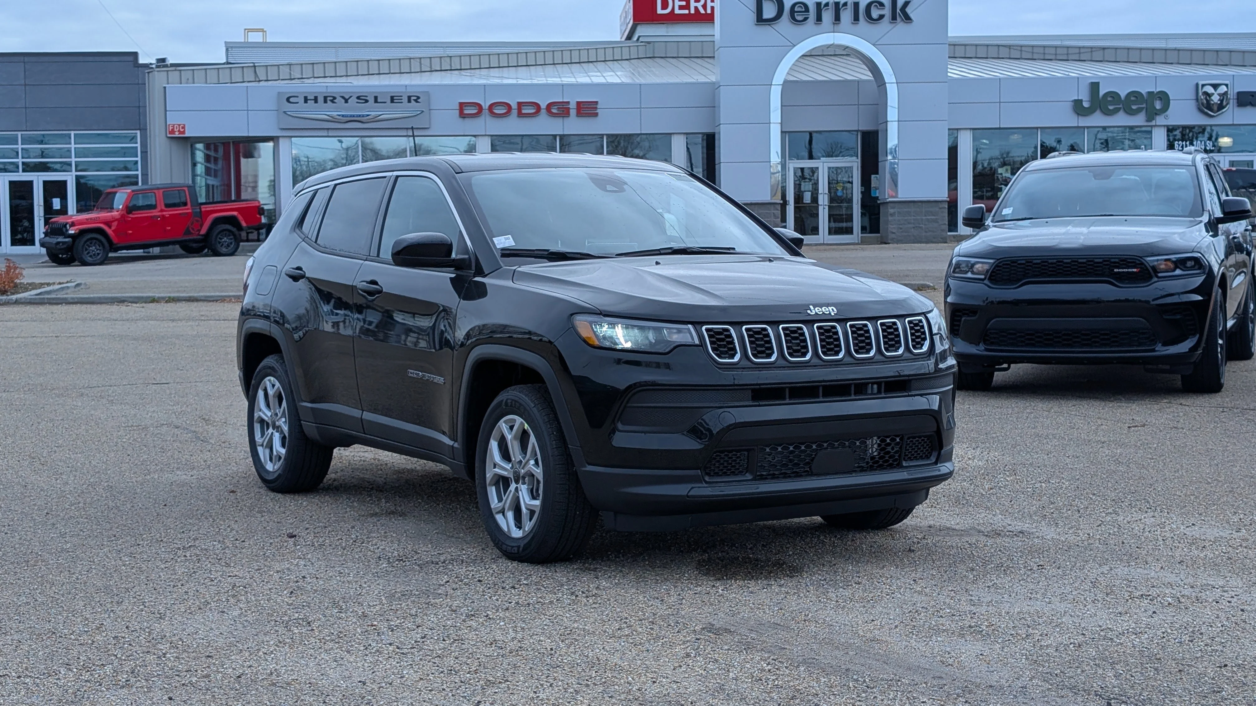 New 2026 Diamond Black Crystal Pearl Jeep Sport image 9