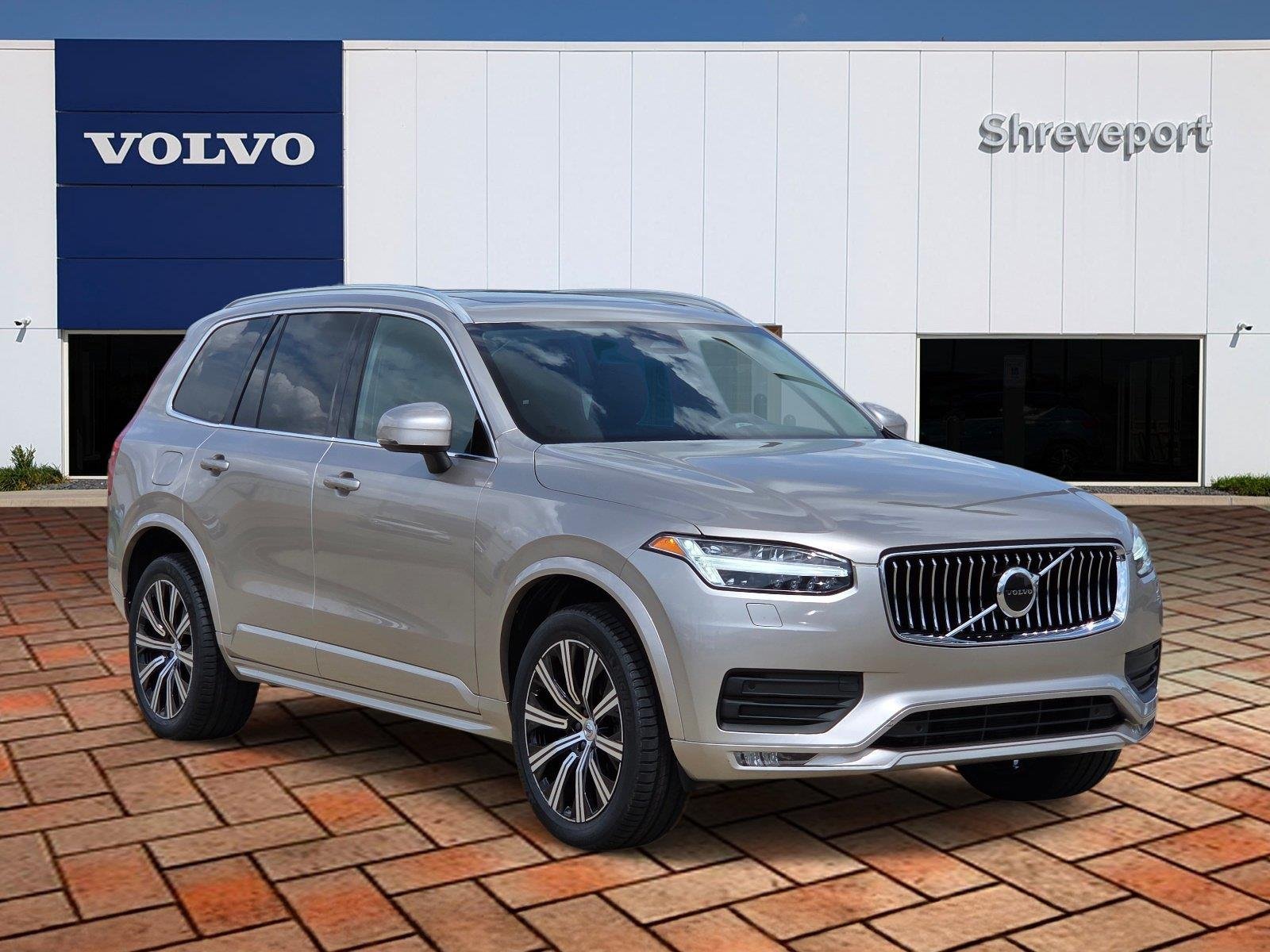 Used 2023 Bright Dusk Metallic Volvo Core image 2