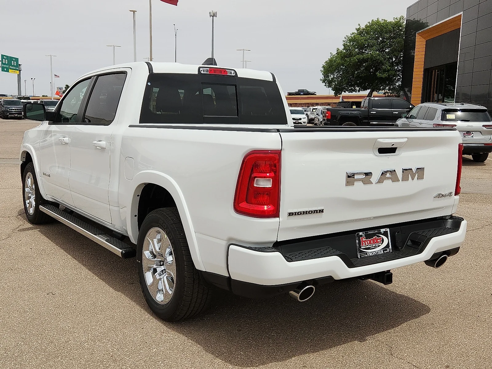 New 2026 Bright White Clear-Coat  Paint Ram BIG HORN CREW CAB 4X4 5