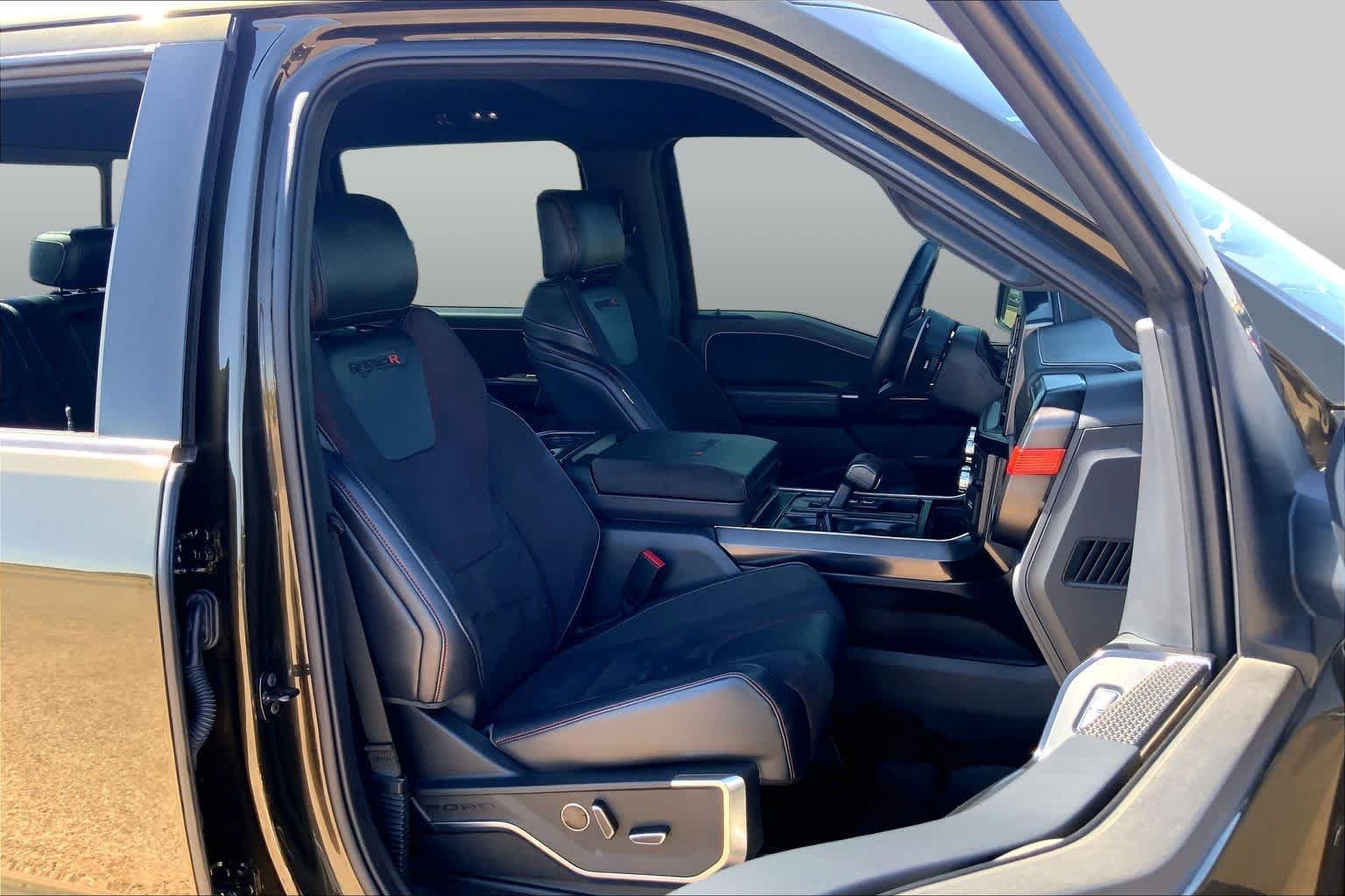 Used 2024 Shelter Green Ford Raptor image 9