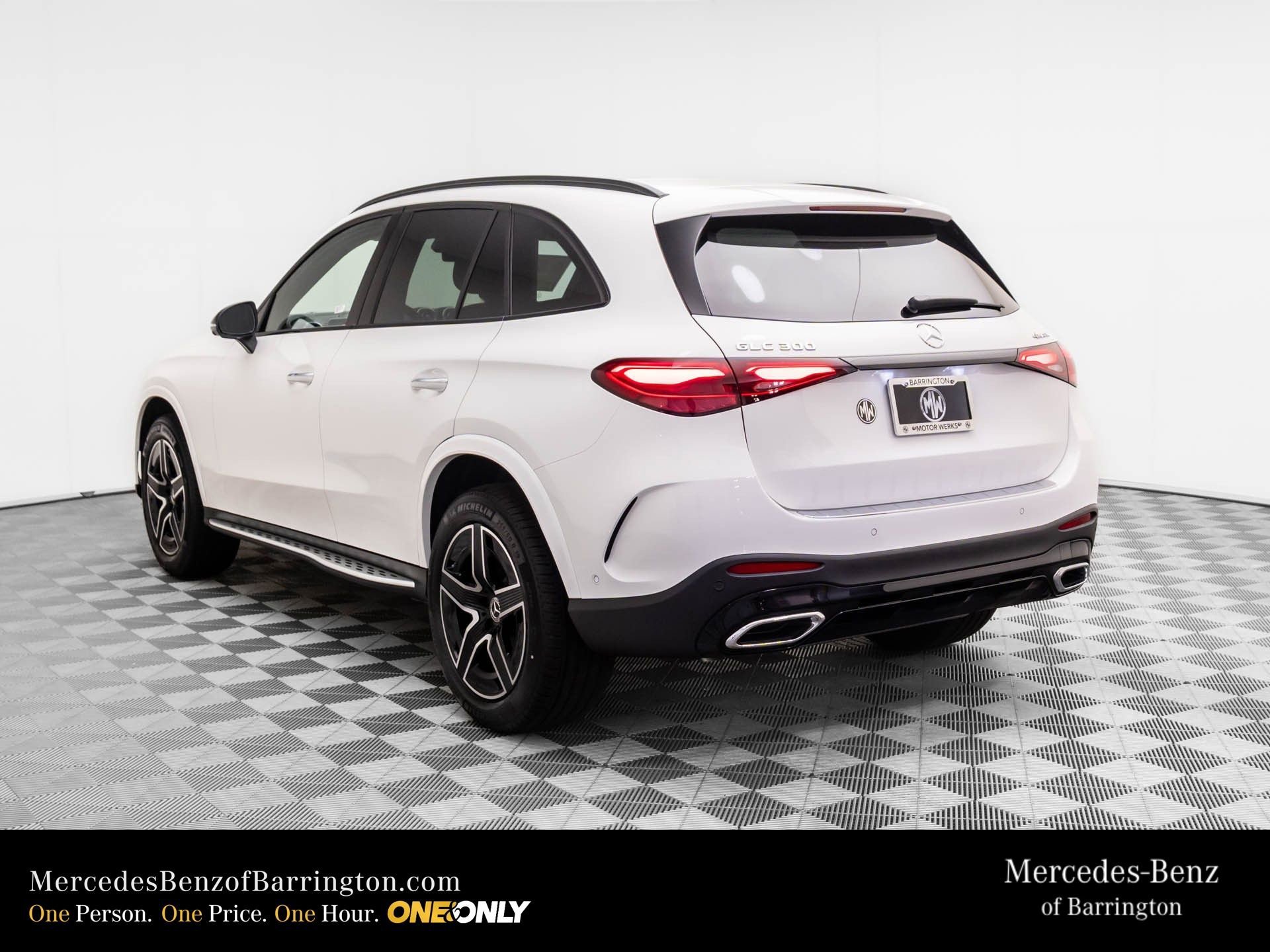 New 2026 Polar White Mercedes-Benz GLC 300 image 46