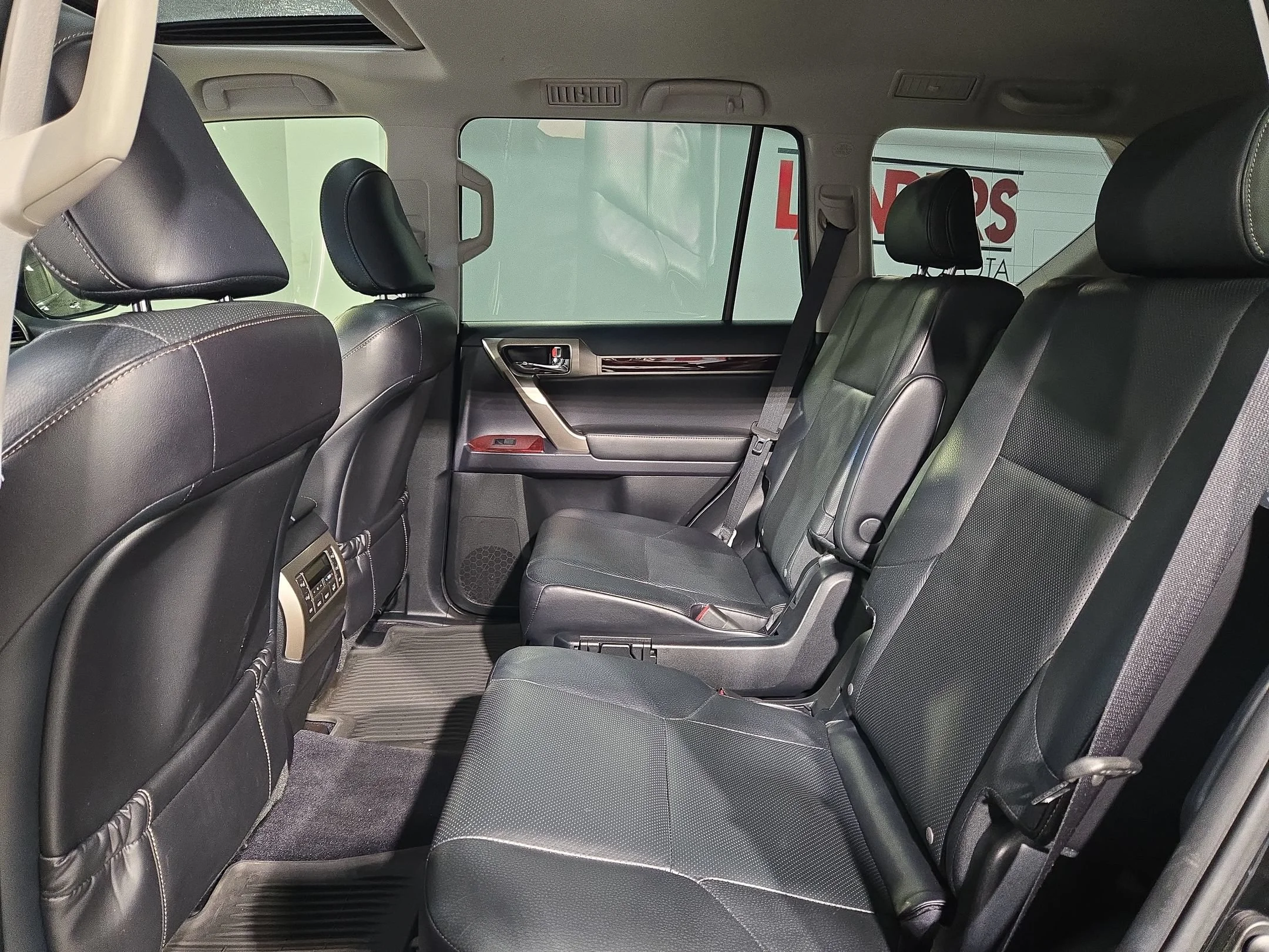 Used 2017 Black Onyx Lexus GX 460 image 37