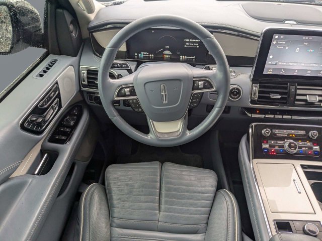 Used 2019 White Lincoln Black Label image 18