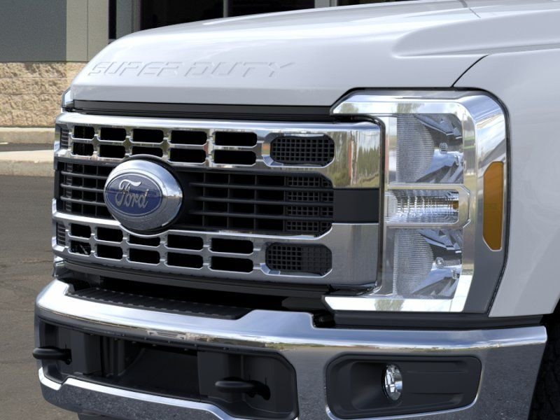 New 2026 Oxford White Ford F-250® XLT image 17