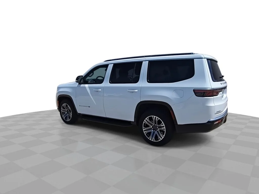 Used 2023 White Jeep Base image 6