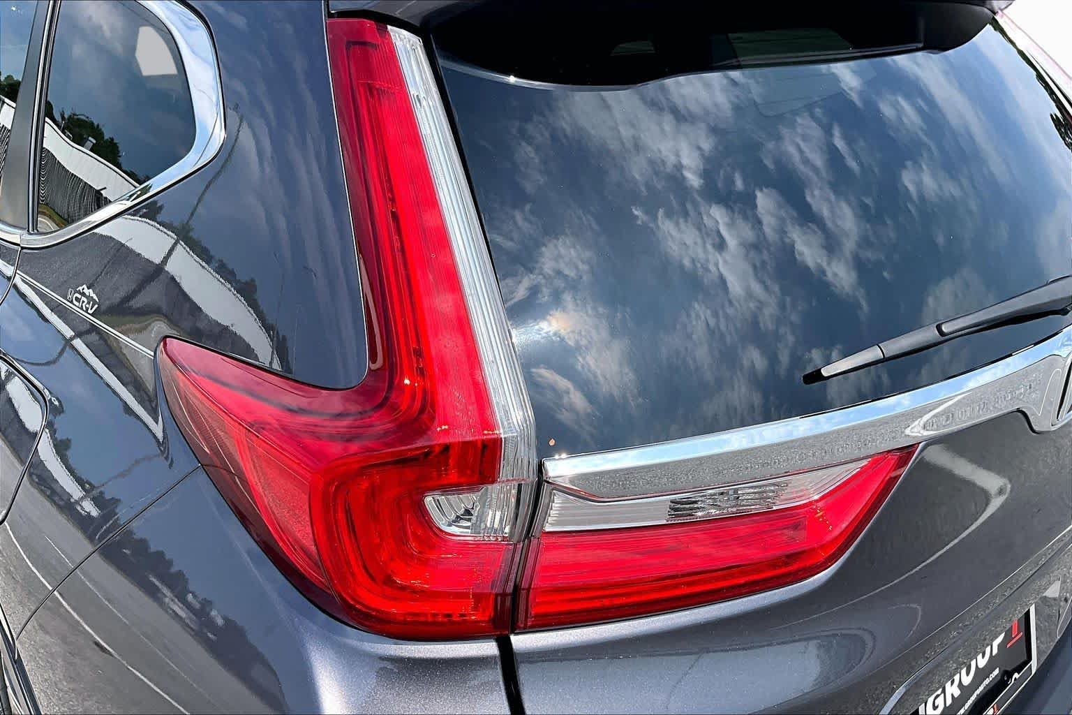 Used 2018 Modern Steel Metallic Honda EX-L image 29