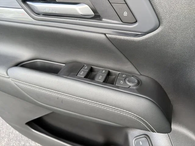 New 2027 Ebony Twilight Metallic GMC Elevation image 23