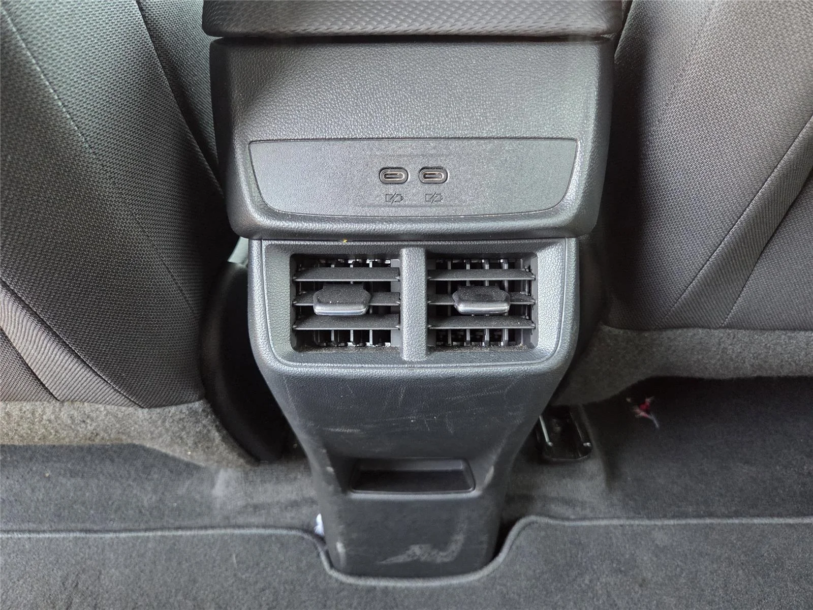 Used 2026 Sterling Gray Metallic Chevrolet FWD LT image 21