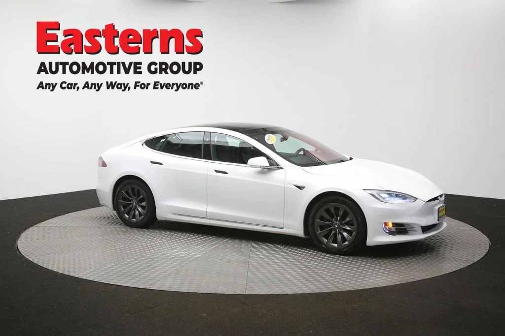 Used 2018 White Tesla 100D image 43