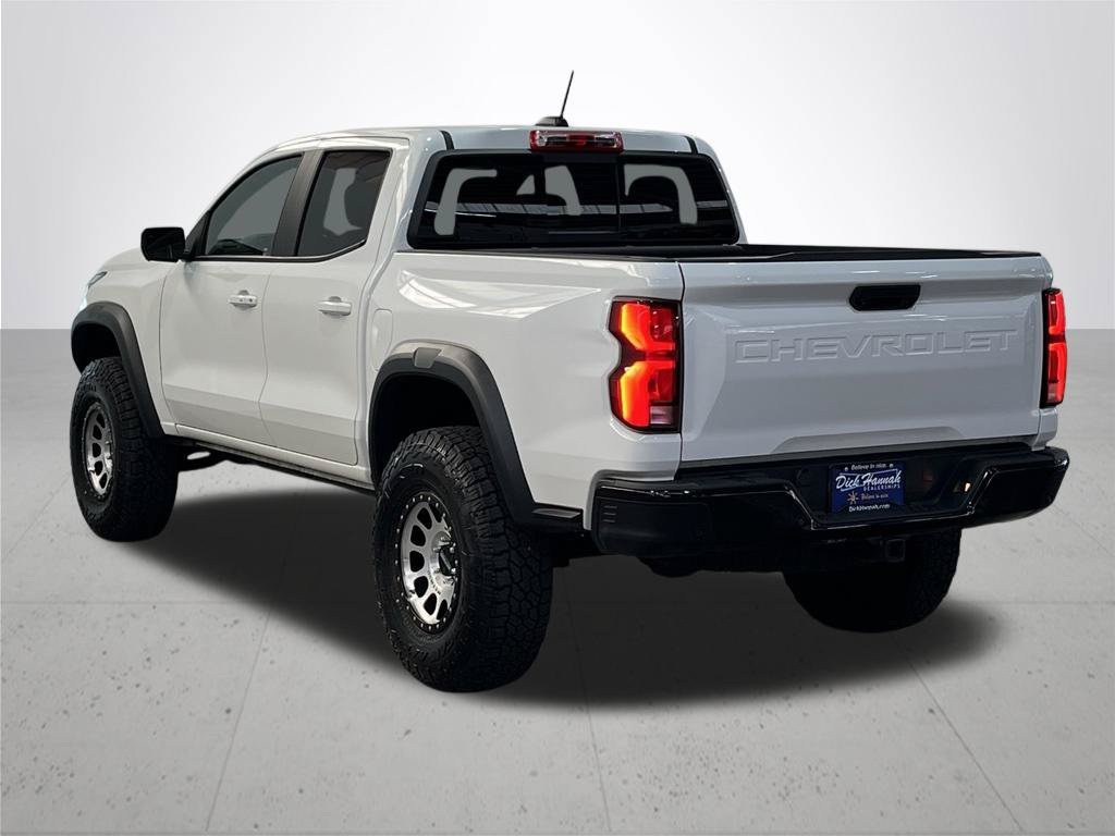 Used 2025 White Chevrolet ZR2 image 12