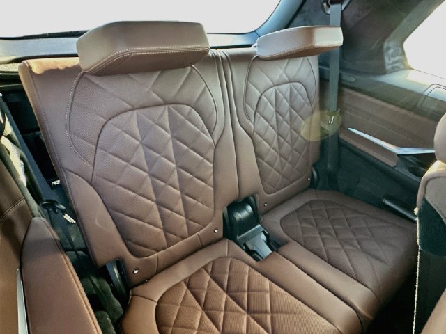 New 2027 Gray BMW xDrive40i image 19