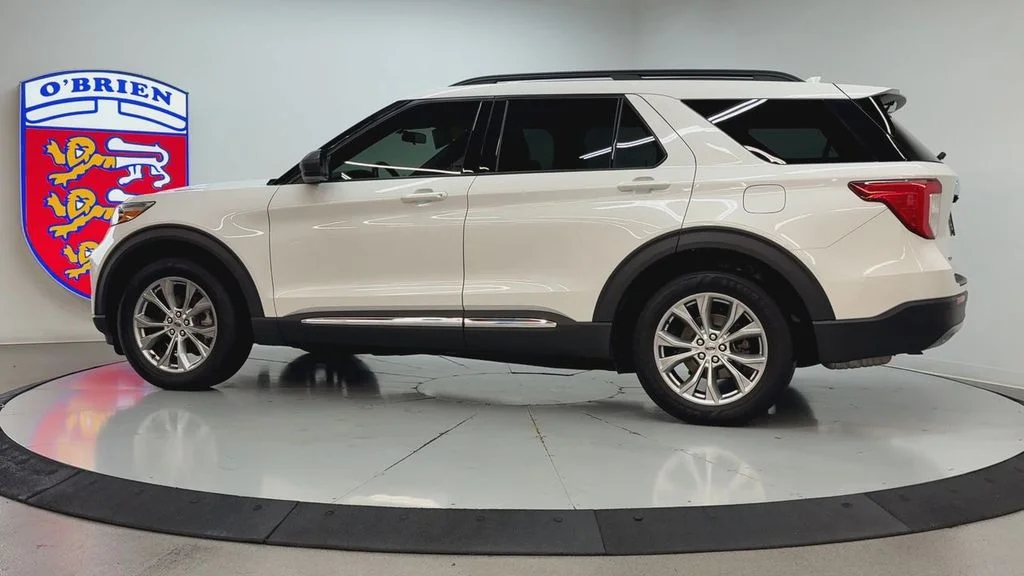 Used 2020 White Metallic Ford XLT image 7