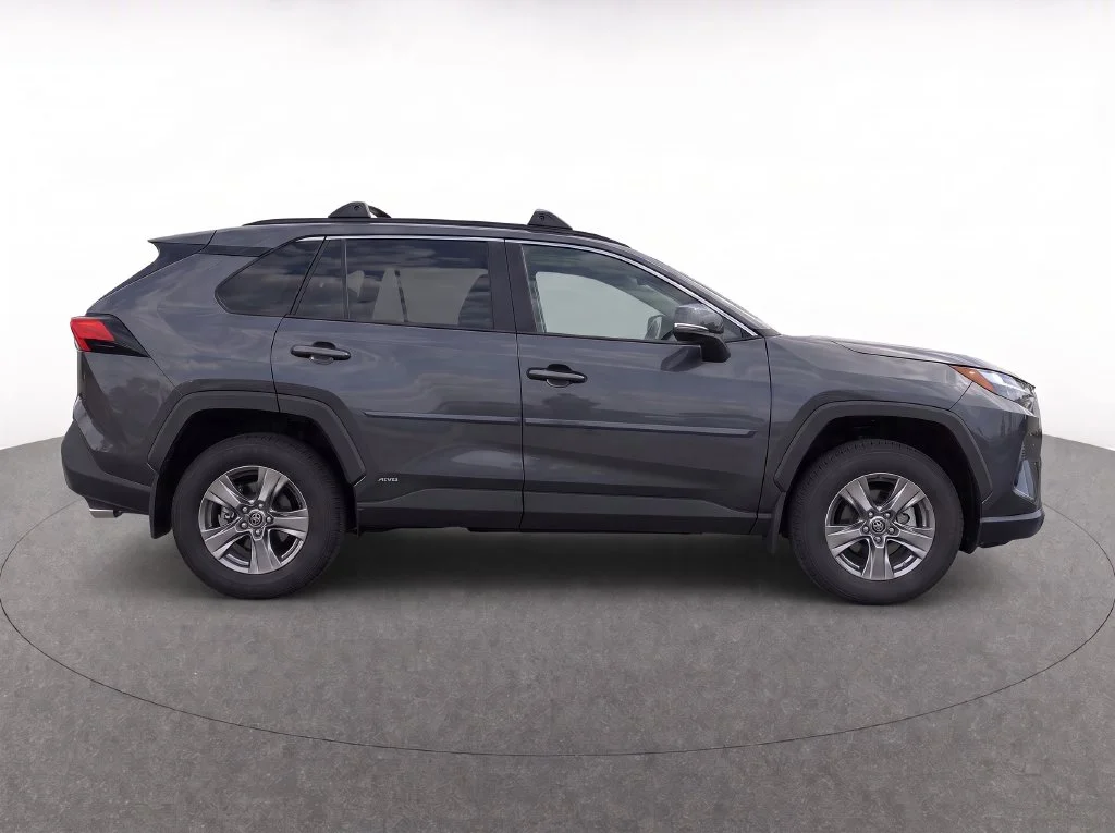 Used 2025 Gray Toyota XLE image 6
